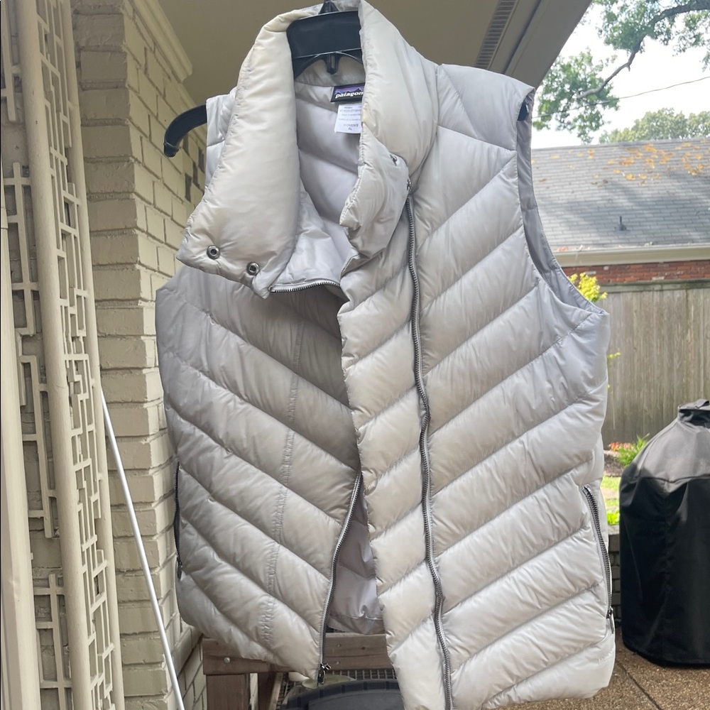 Patagonia Women's Silver Puffer Vest